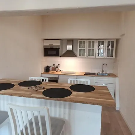 Neuf Climatisé Centre #7 *